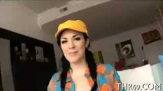 بنات مشاكسات في جنس شرجي قاسٍ