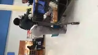 جماع جماعي خشن في المملكة المتحدة مع نزول سوائل ووجه مغطى بالمني