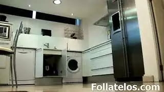 عامل السباك والجعبات الكبيره