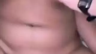 ثنائي عربي إكس إكس إكس: فحل ينيك زوجته وأختها الصغيرة بقسوة