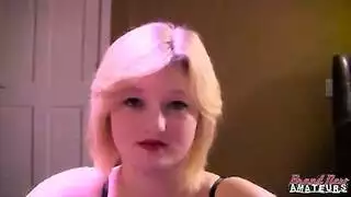 حلوة تحصل على إنزال داخلي