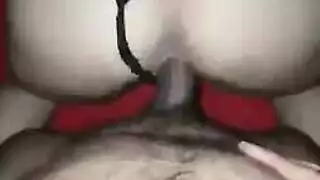 جلسة قذف مع القريبة: جنس غير محمي مع عربية مطلقة