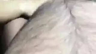 خيال الخنوع: الزوجة تأخذ القضيب العربي في فمها