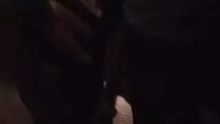 مساج من قبل عامل الفندق