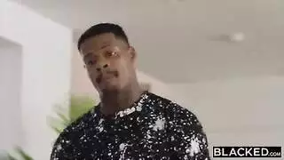 افا ازاد والعير السود