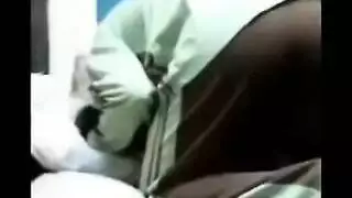 حبيبها يصور صديقته المصرية تتعرض لنيك عنيف في مهبلها الضيق