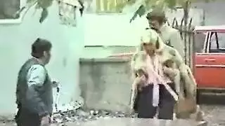 مغطاة بأكثر من القماش: مشهد جنسي جماعي تركي إباحي