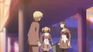 بروفيسورة الأنيمي المُتّقدة تُعطي الطالب درس مص قضيب